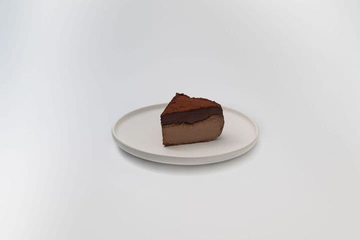 Chocolate Lava Whole Basque Cake thumbnail 2